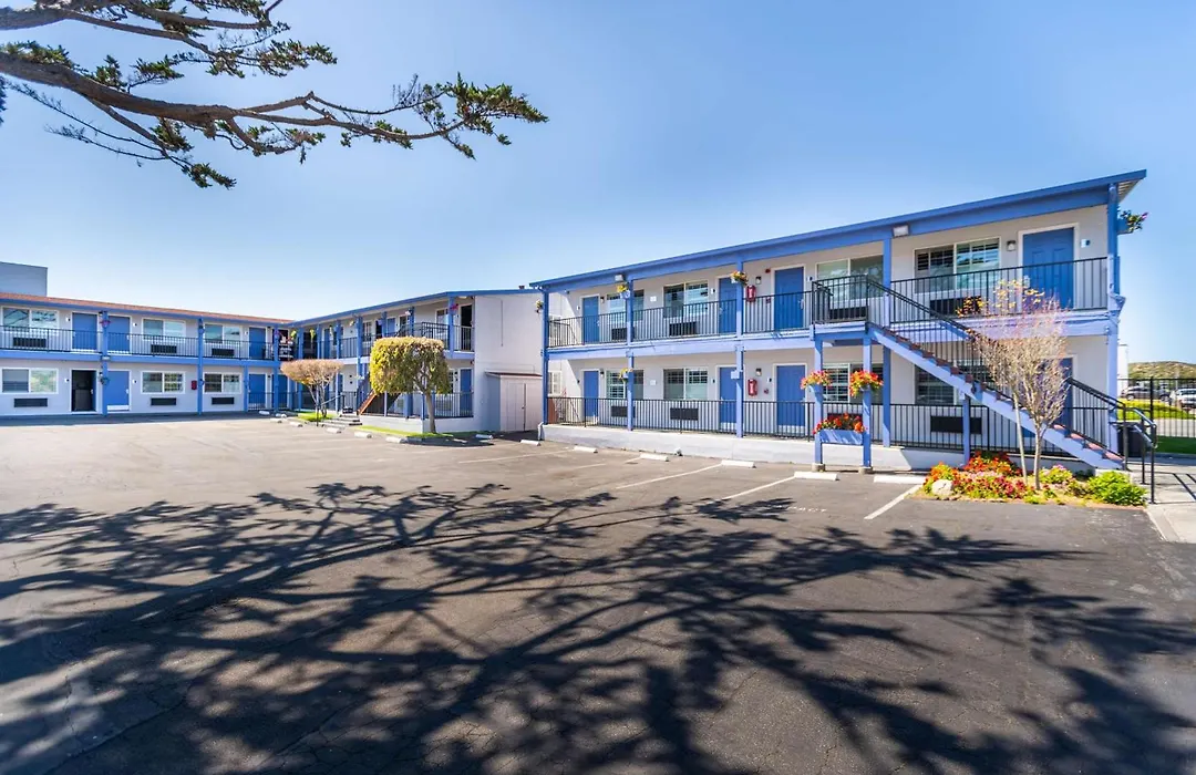 Surestay Hotel By Best Western Seaside Monterey-1